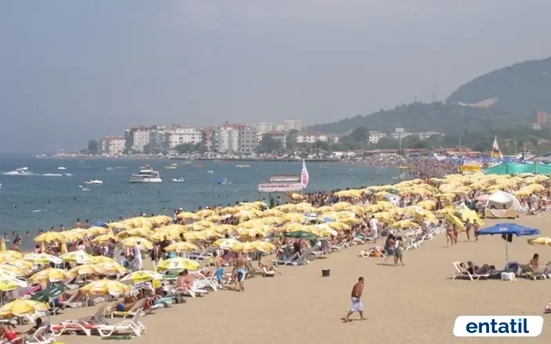 Çınarcık Plajı