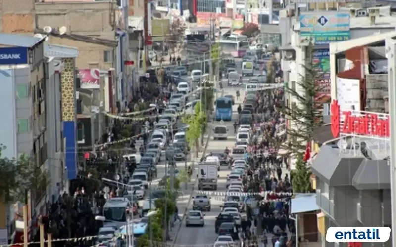 Cumhuriyet Caddesi