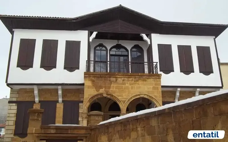Karslıoğlu Konağı