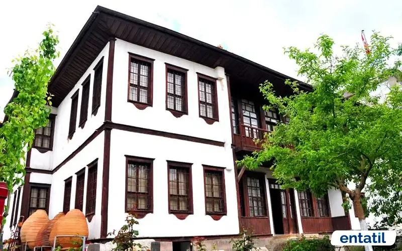 Yozgat Müzesi (Nizamoğlu Konağı)
