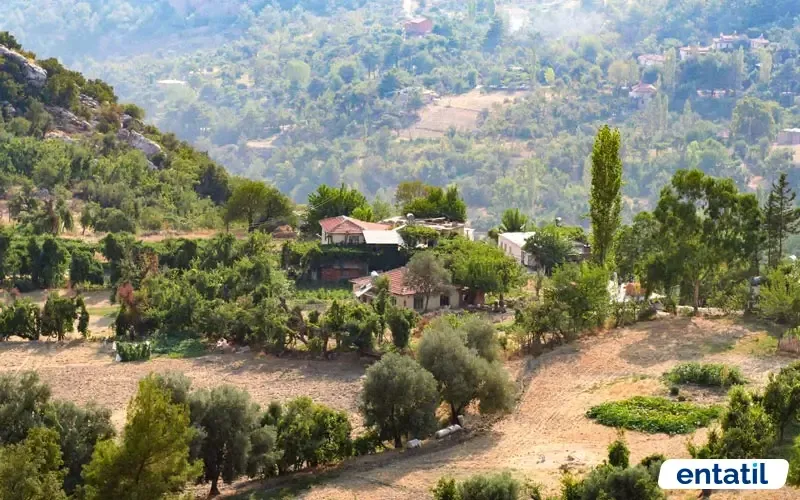 İslamlar Köyü
