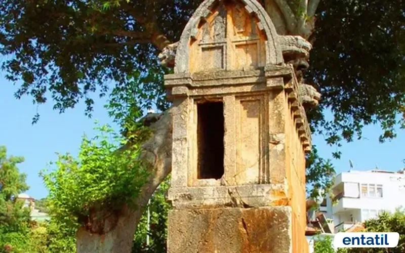 Kral Mezarı