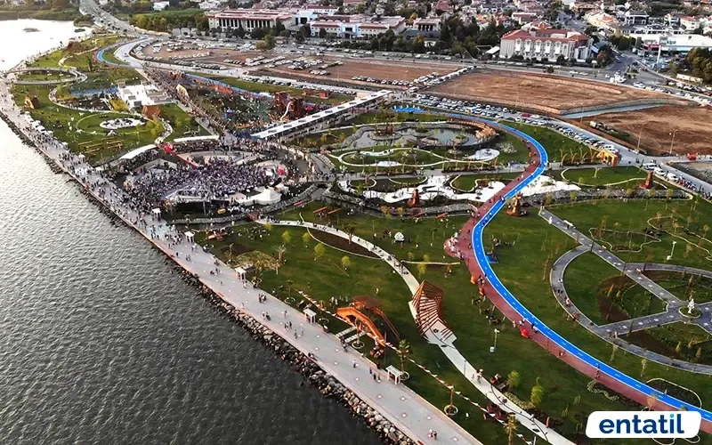 Şehit Fethi Bey Parkı