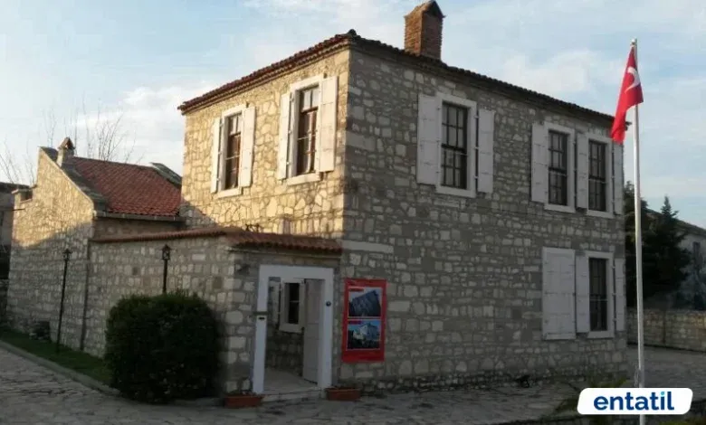Necati Cumalı Anı ve Kültür Evi