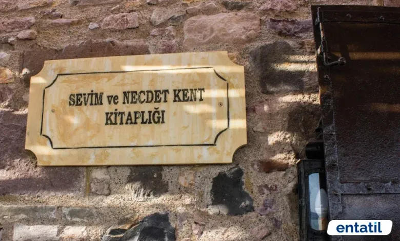Sevim ve Necdet Kent Kitaplığı