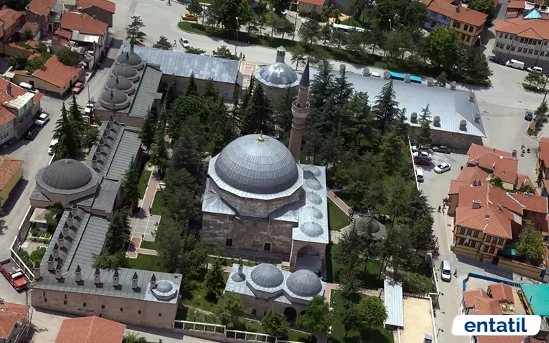 Kurşunlu Camisi ve Külliyesi